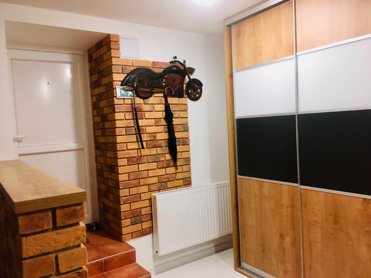Underground Apartment Bratislava-Nivy Ngoại thất bức ảnh